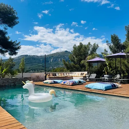 Pensjonat Holistika : / Pool / Air Conditioning/ Mont Faron